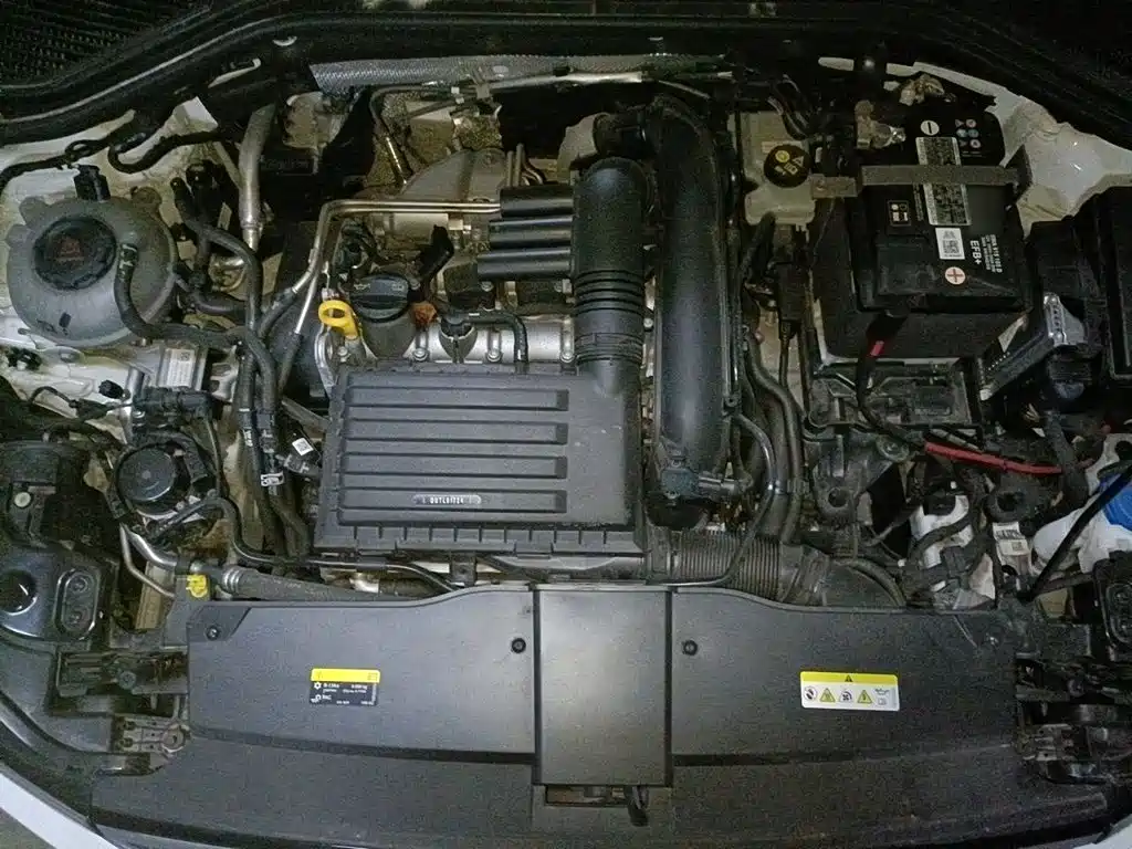 Volkswagen T-Roc — миниатюра 21