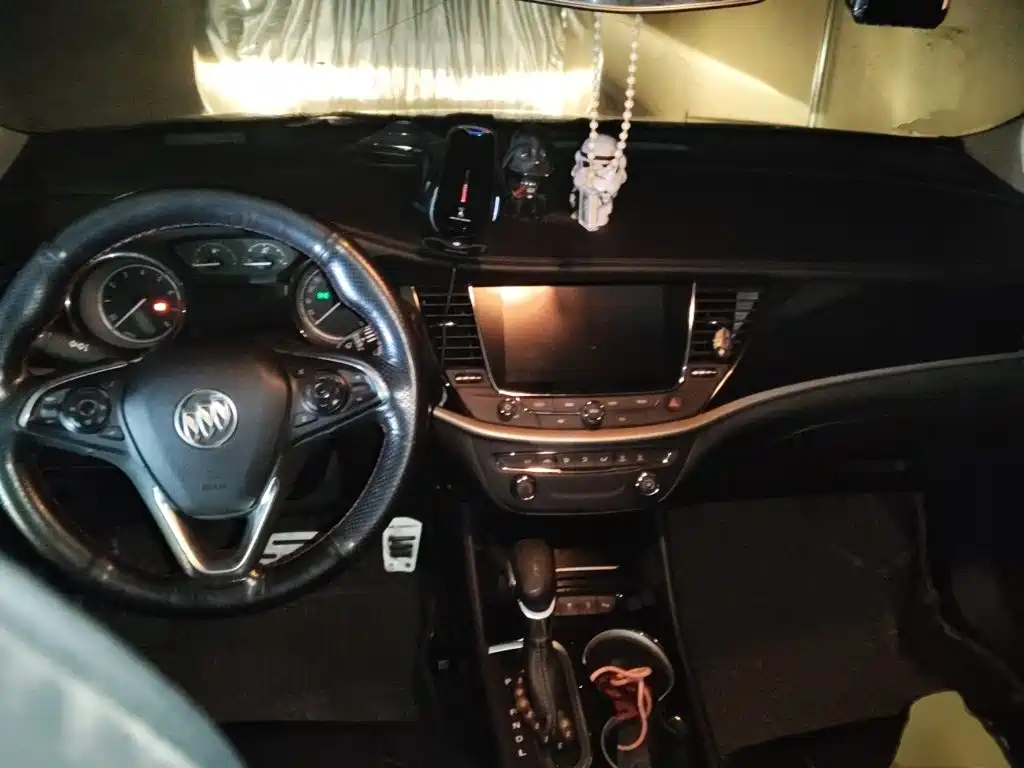 Buick Verano — миниатюра 13