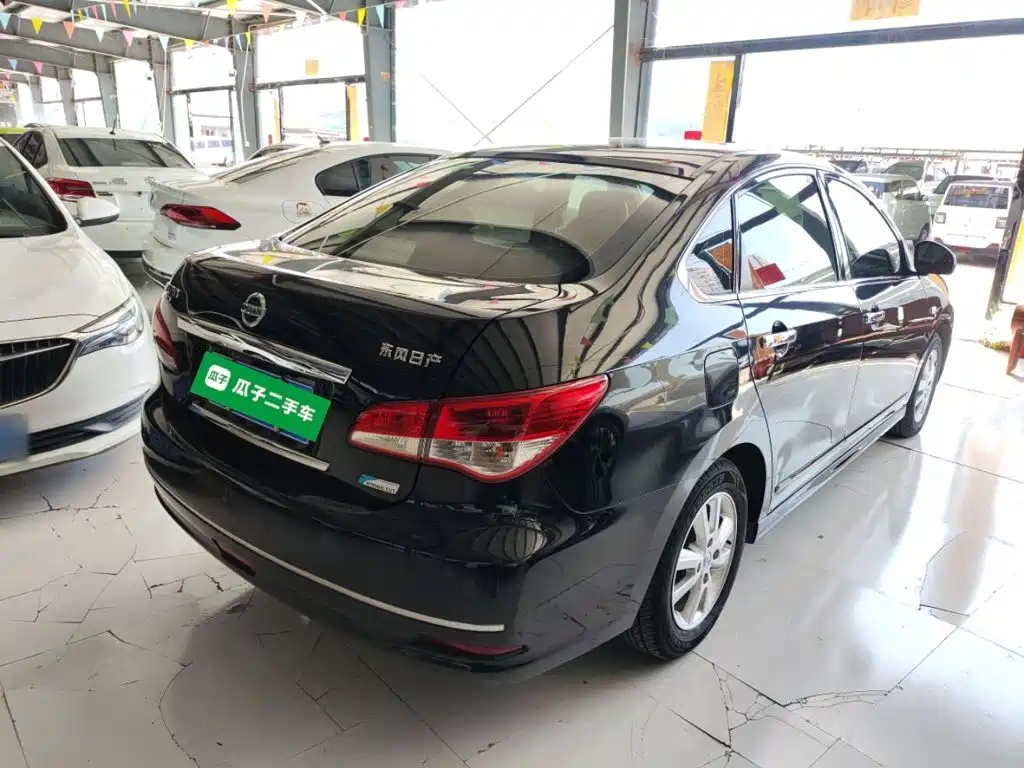 Nissan Sylphy — миниатюра 7
