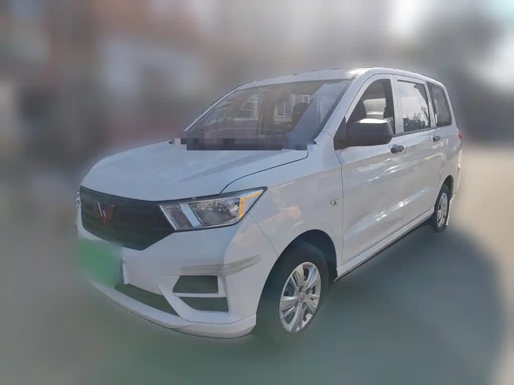Wuling Hongguang — миниатюра 2
