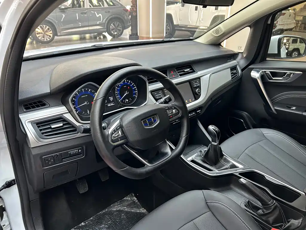Geely Vision X3 — миниатюра 12
