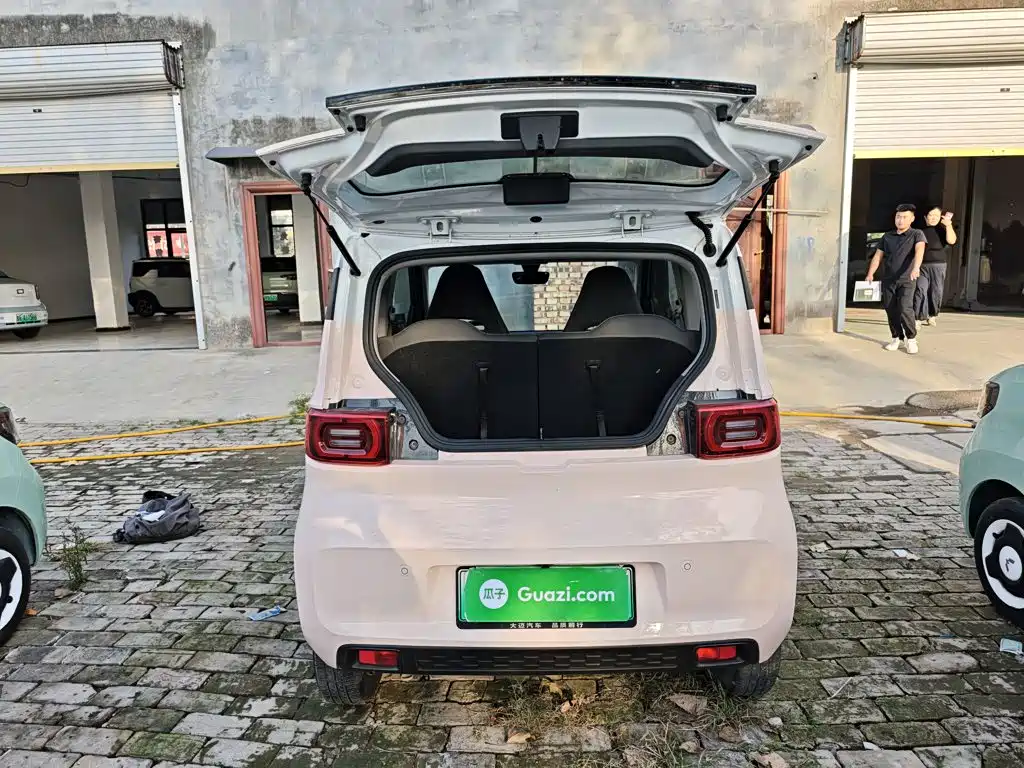 Wuling MINIEV — миниатюра 19