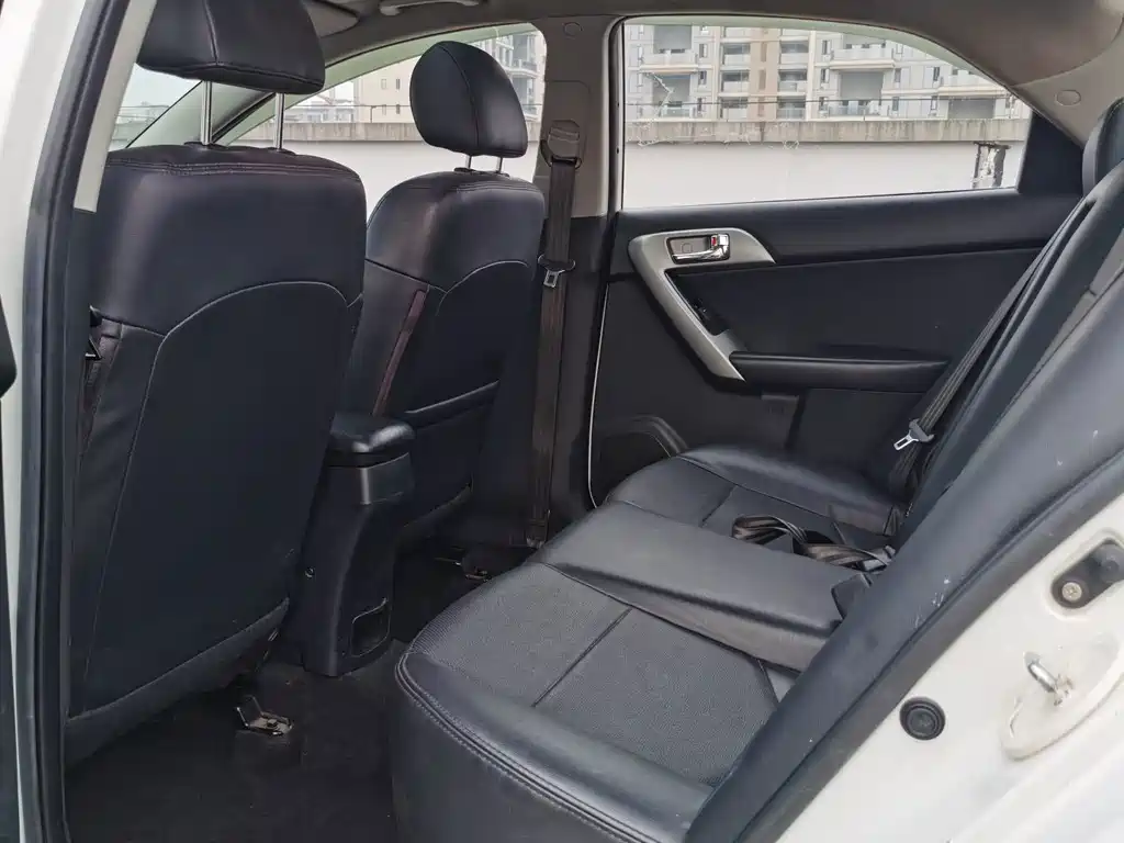 Kia Forte — миниатюра 8