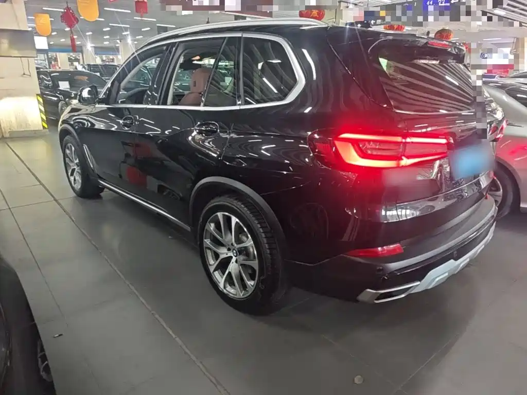 BMW X5 (Import) — миниатюра 5