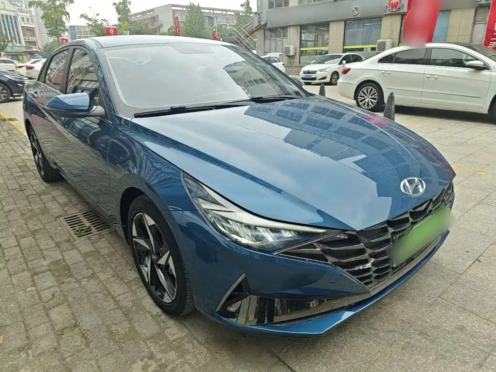 Hyundai Elantra — миниатюра 4