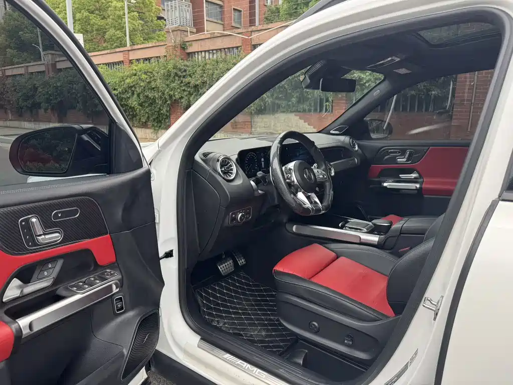 Mercedes-Benz GLB A MG 2021 AMG GLB 35 4MATIC