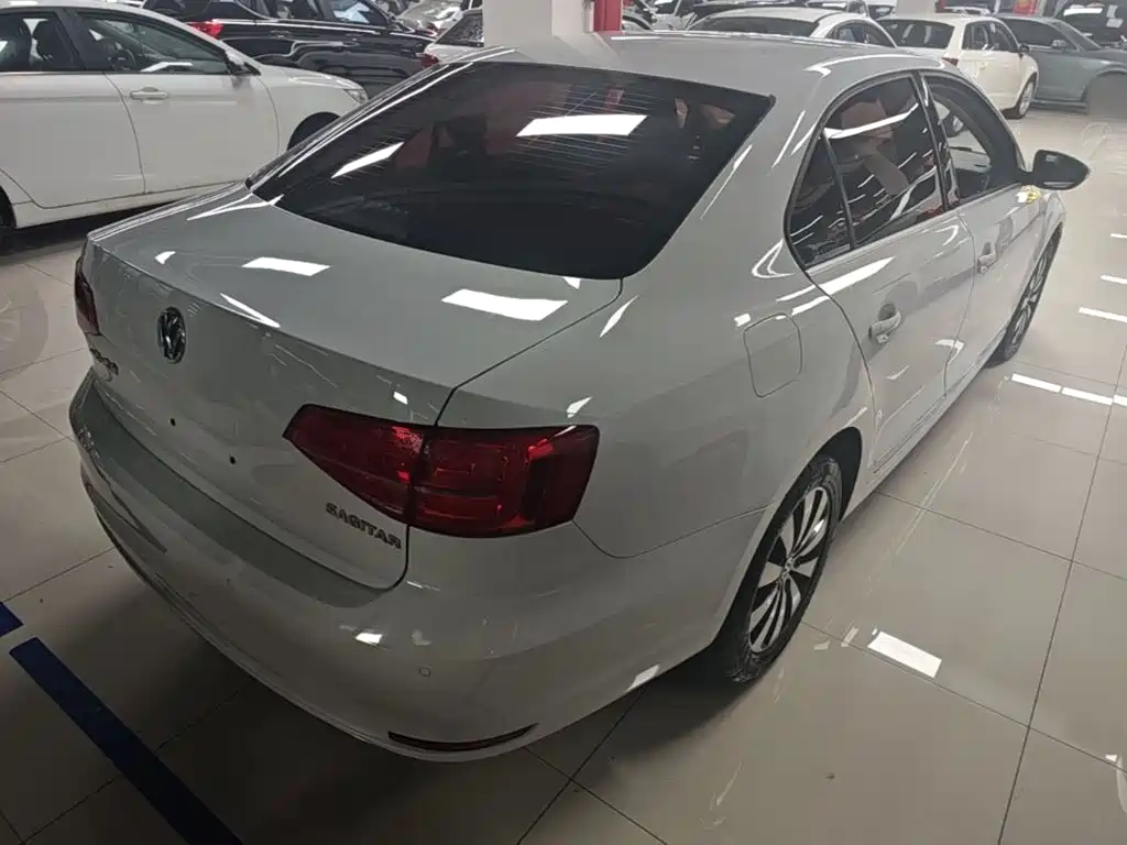 Volkswagen Sagitar — миниатюра 7