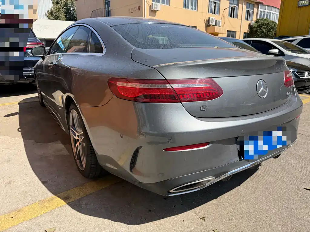 MERCEDES-BENZ E CLASS