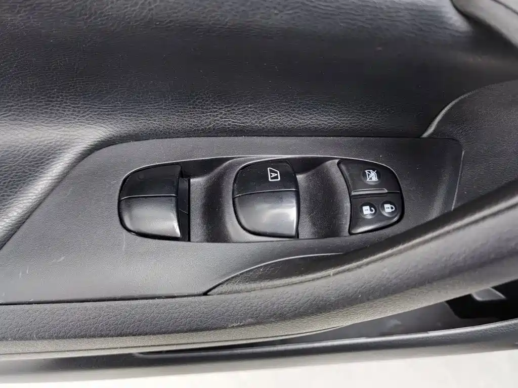 Nissan Teana — миниатюра 9