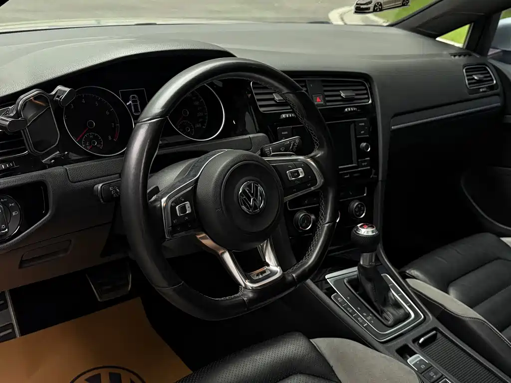 Volkswagen Golf — миниатюра 7