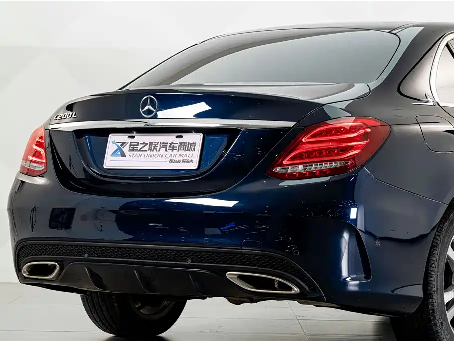 Mercedes-Benz C-Class — миниатюра 7