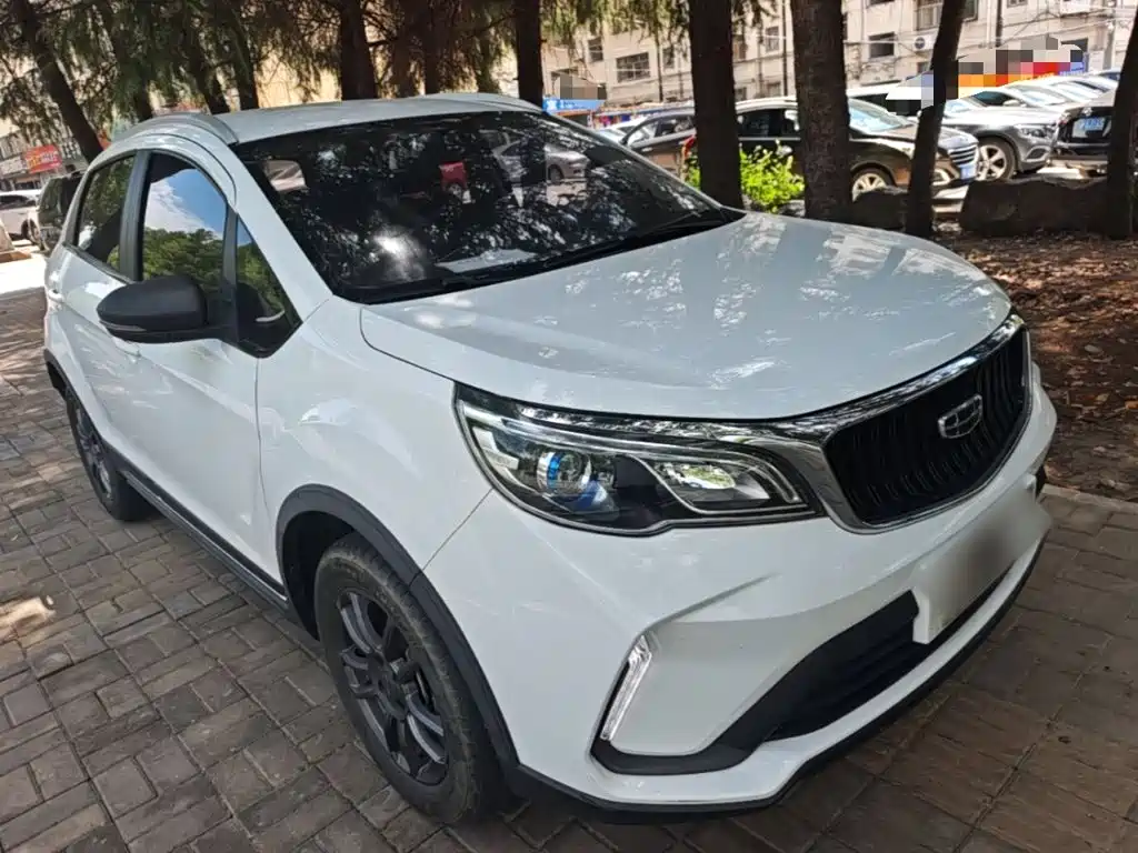 Geely Vision X3 — миниатюра 4