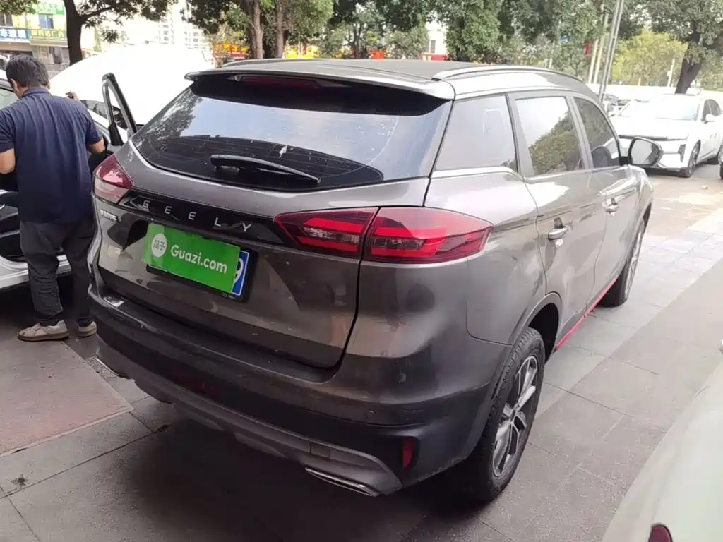 Geely Boyue — миниатюра 7
