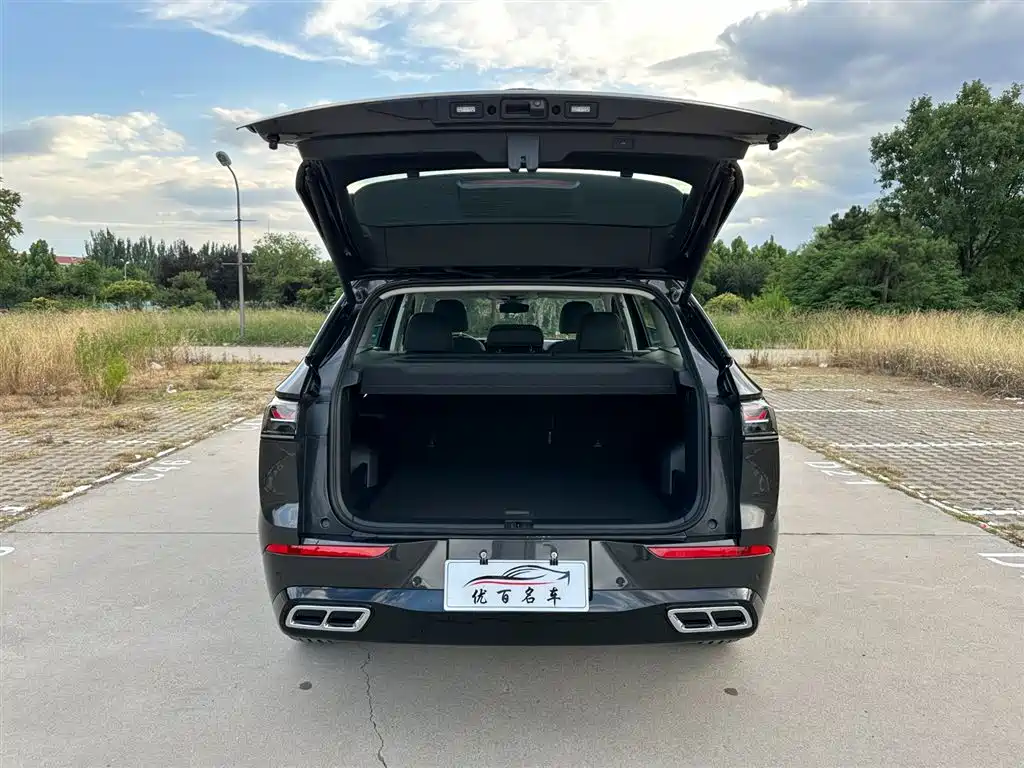 Volkswagen Tavendor 2024 380TSI R-Line