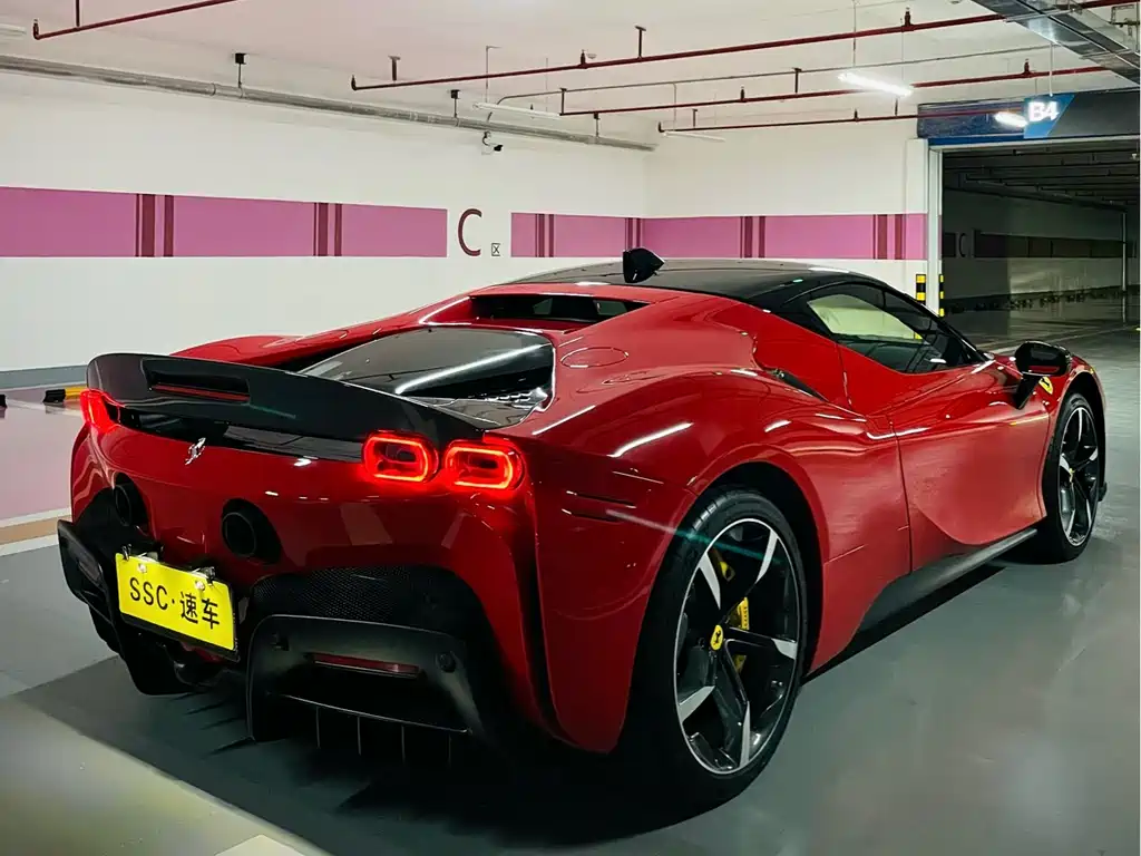Ferrari SF90 2020 3.9T V8 Stradale