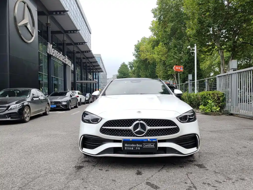 Mercedes-Benz C-Class — миниатюра 5