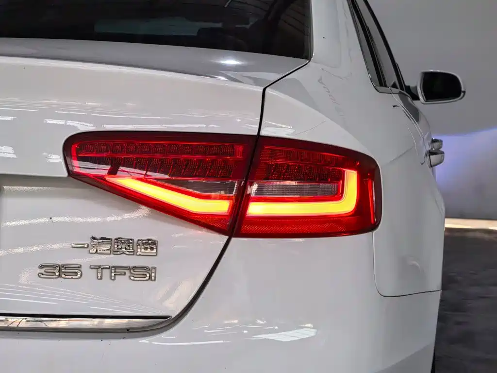 Audi A4L — миниатюра 16