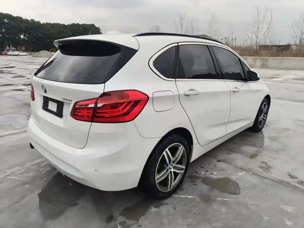 BMW 2 SERIES STATION WAGON