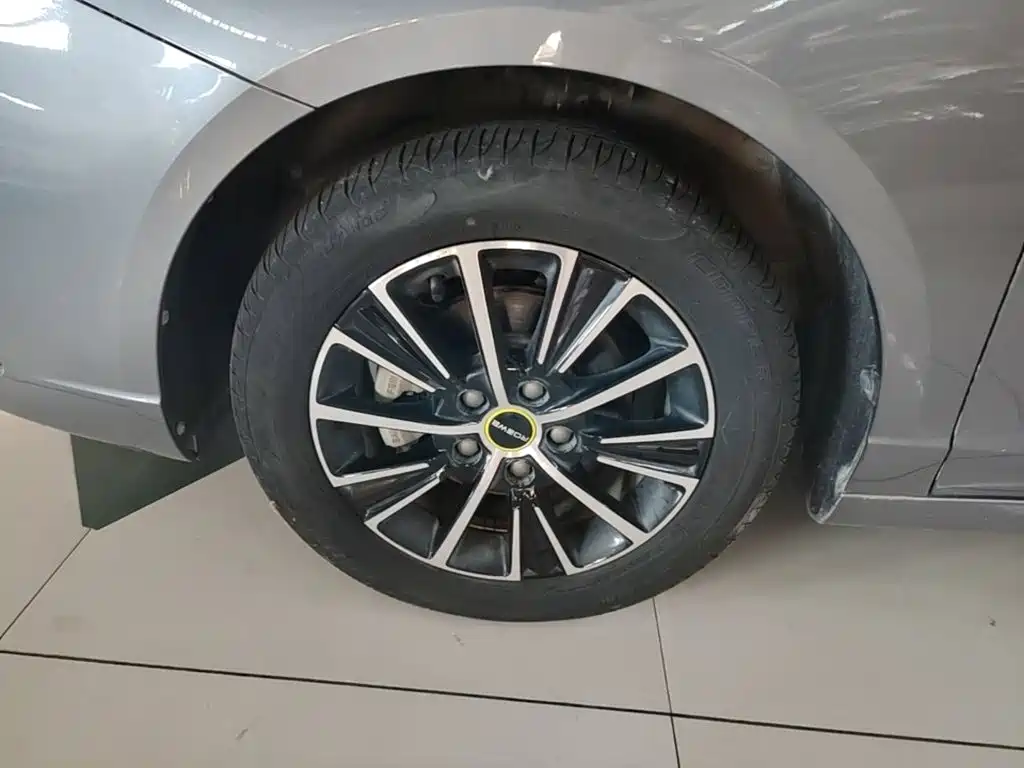 Roewe i5 — миниатюра 23