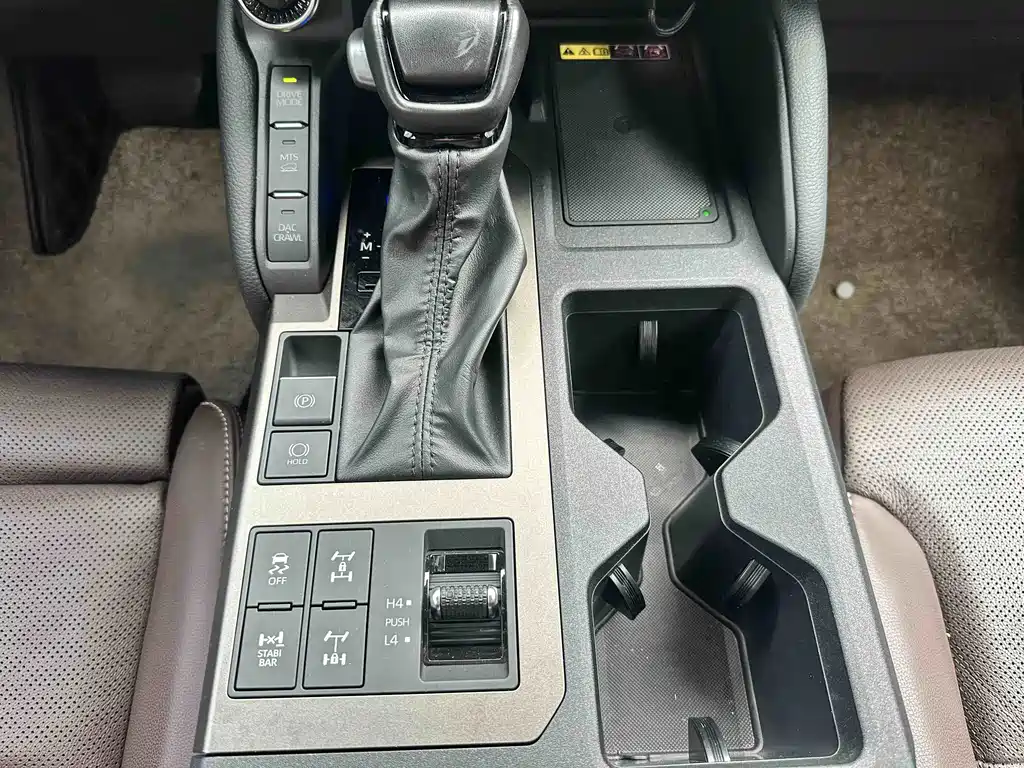 Toyota Prado — миниатюра 28