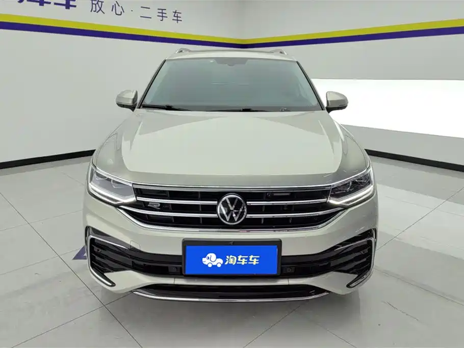 Volkswagen Tiguan L L 2022 330TSI AT R-Line