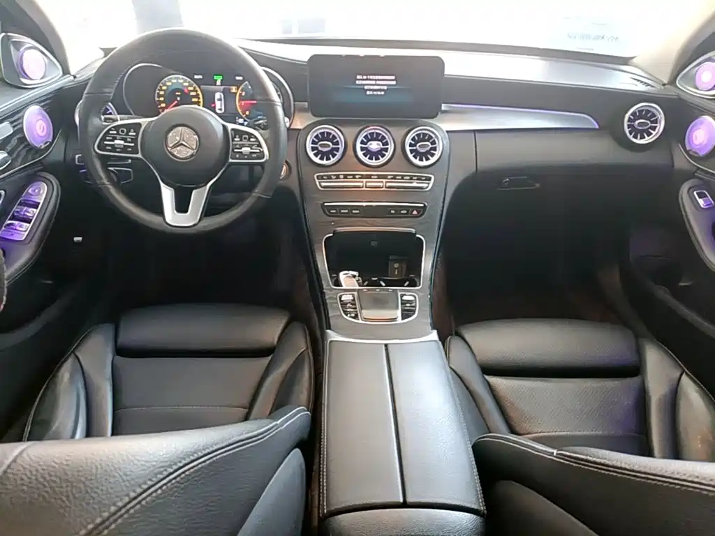 Mercedes-Benz C-Class — миниатюра 10