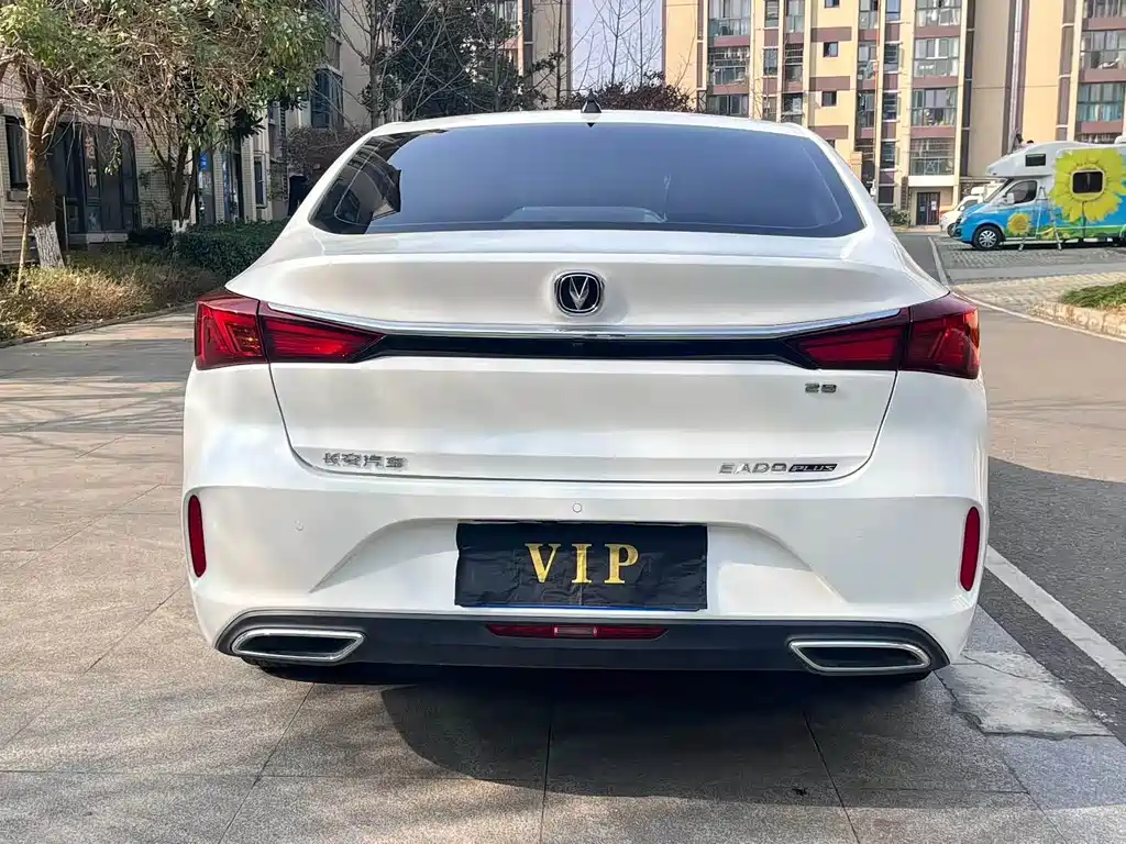Changan Eado — миниатюра 9