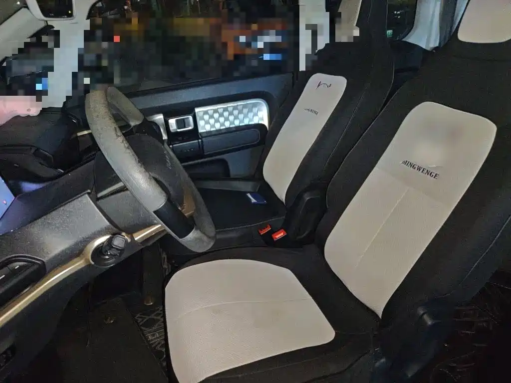 Baojun KiWi EV — миниатюра 17