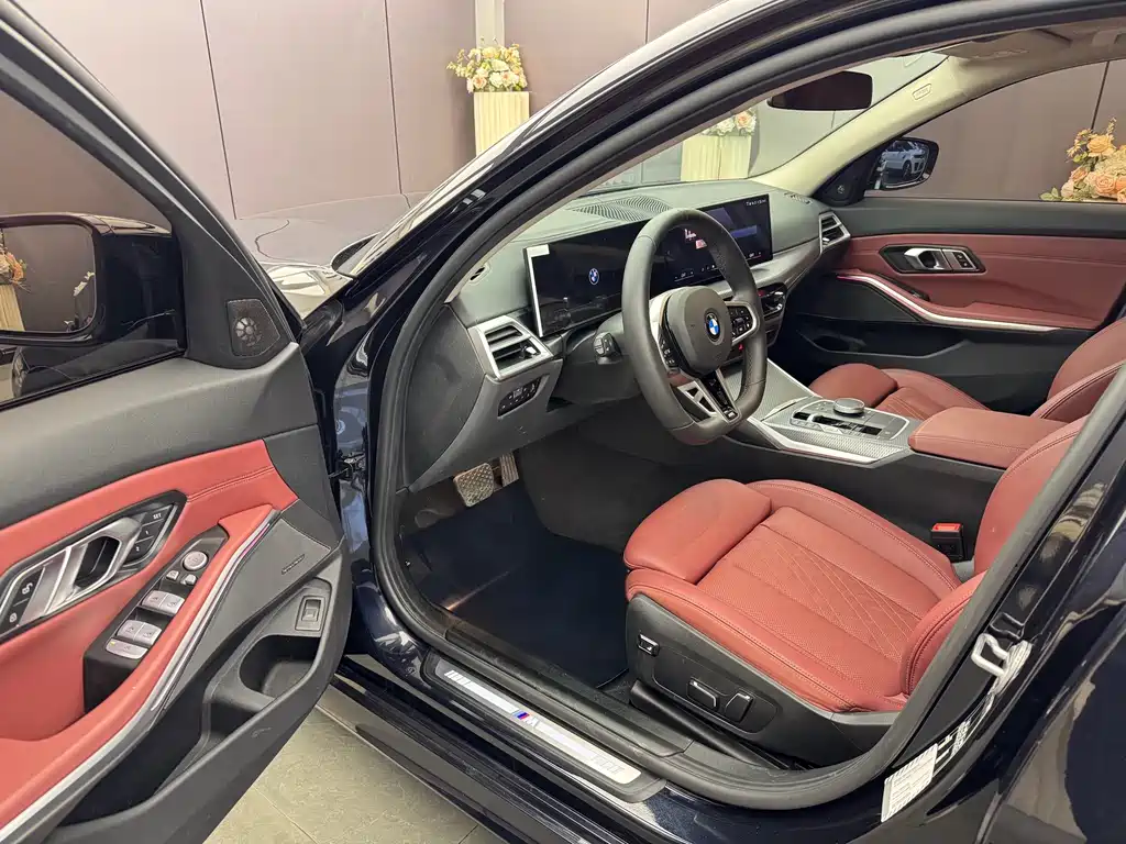 BMW 3 Series 3 2025 330Li M Sport