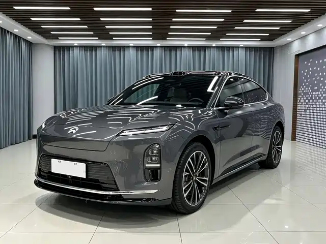 NIO ES8