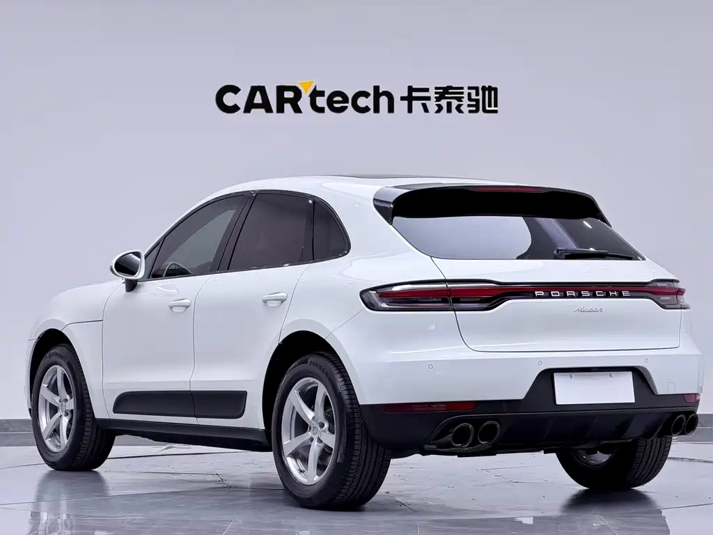 Porsche Macan — миниатюра 6