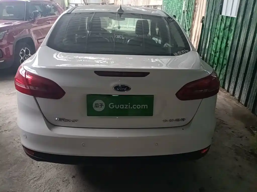 Ford Focus — миниатюра 6