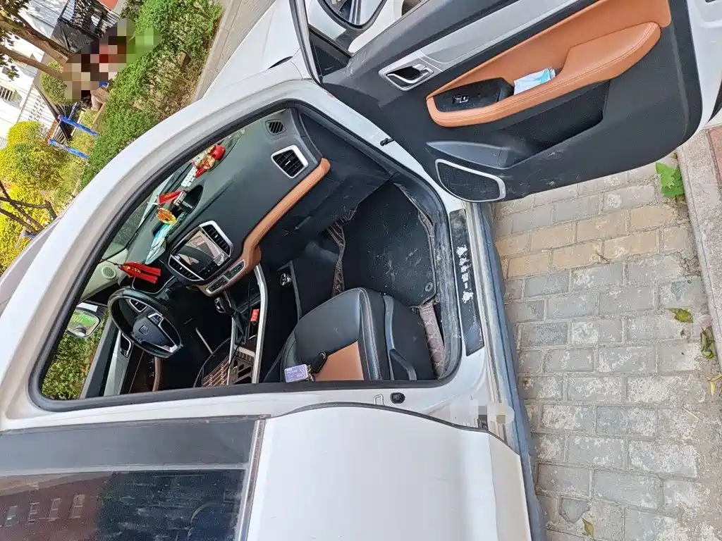 Geely Vision X6 — миниатюра 19