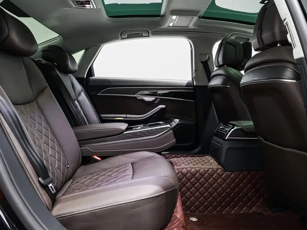 Audi A8 — миниатюра 11