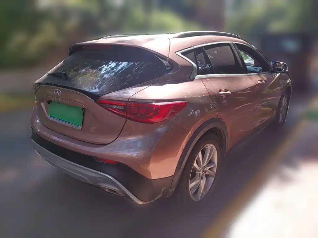 Infiniti QX30 — миниатюра 6