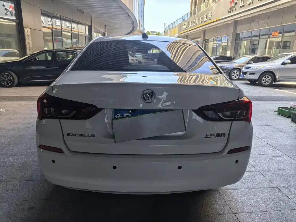 Buick Excelle — миниатюра 10