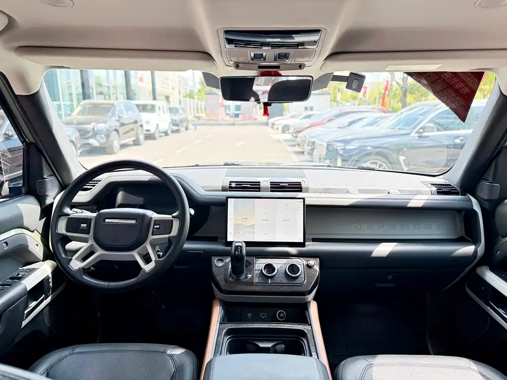 Land Rover Defender — миниатюра 21