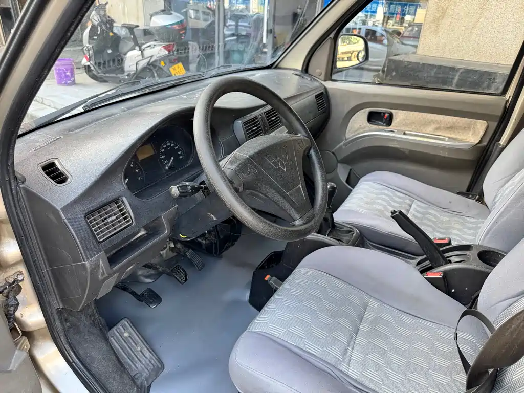 Wuling Rongguang — миниатюра 11