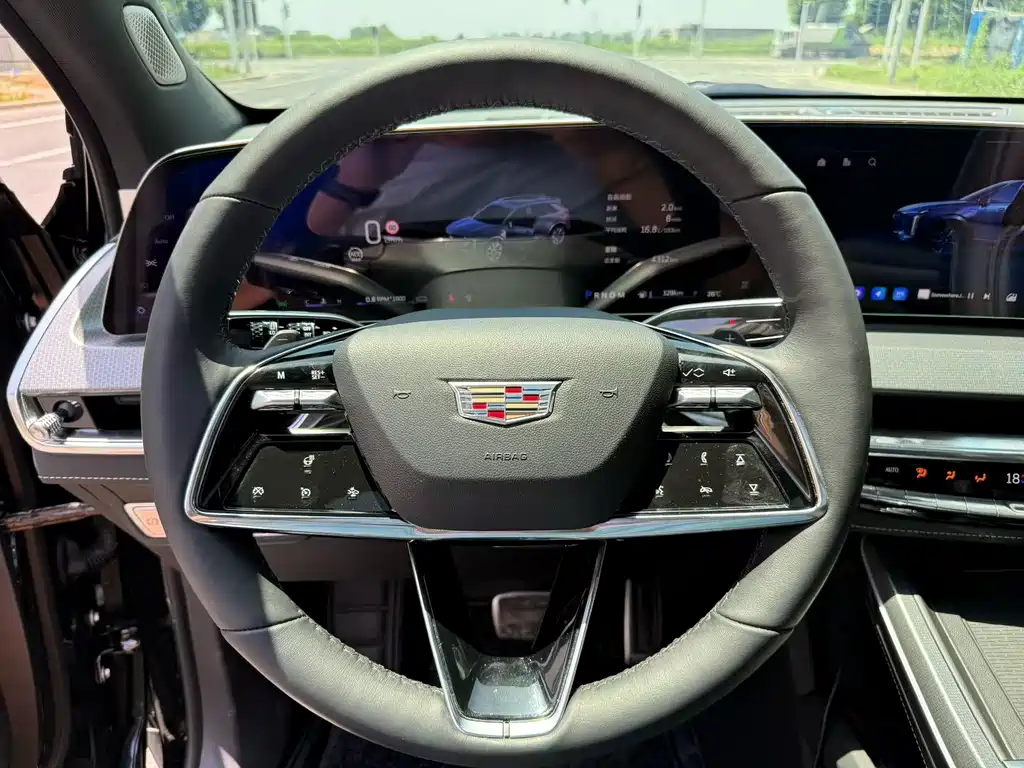 Cadillac XT5 2025 2.0T Luxury