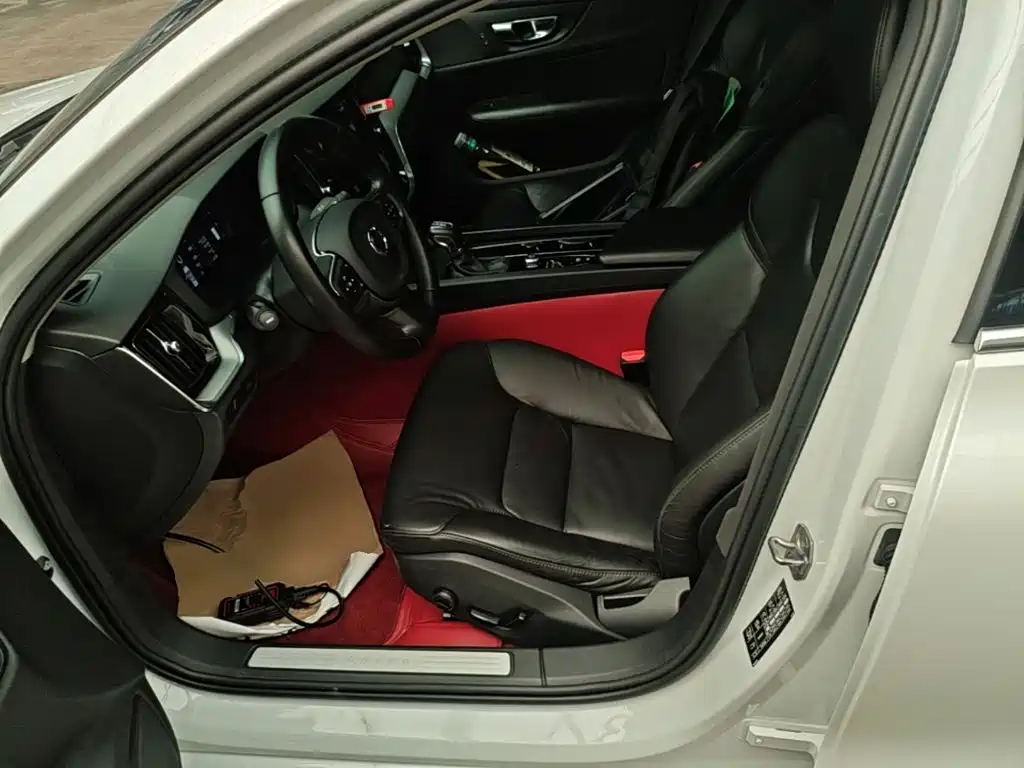 Volvo S60 — миниатюра 15