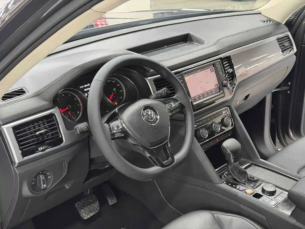 Volkswagen Teramont — миниатюра 13