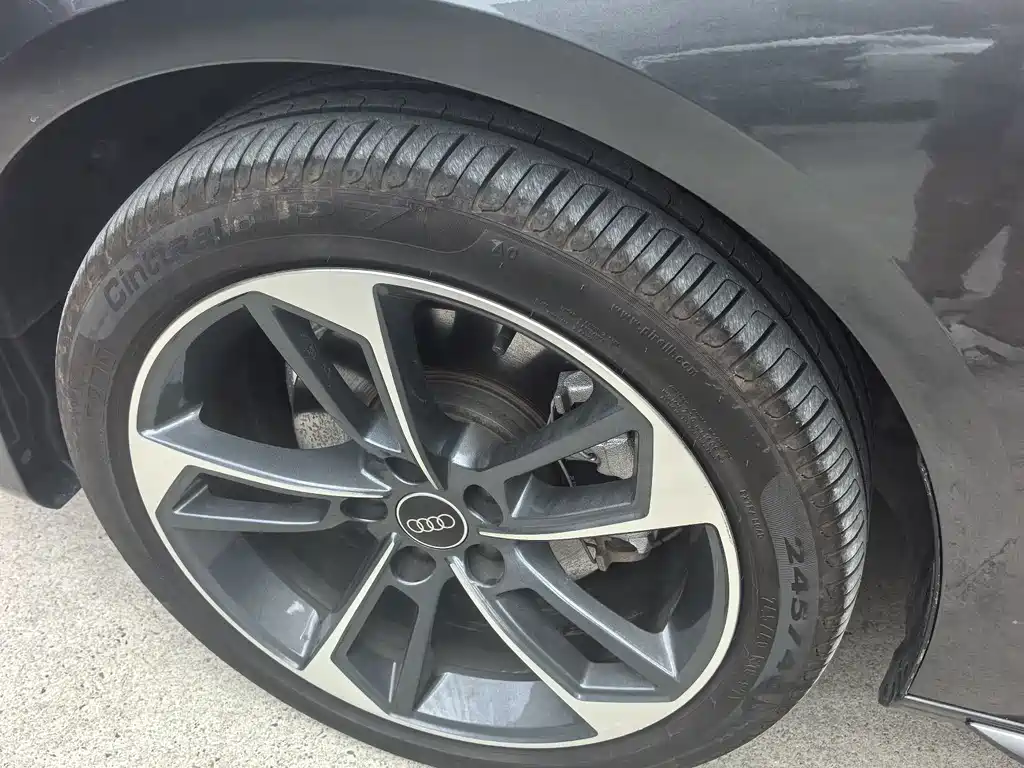 Audi A4L — миниатюра 13