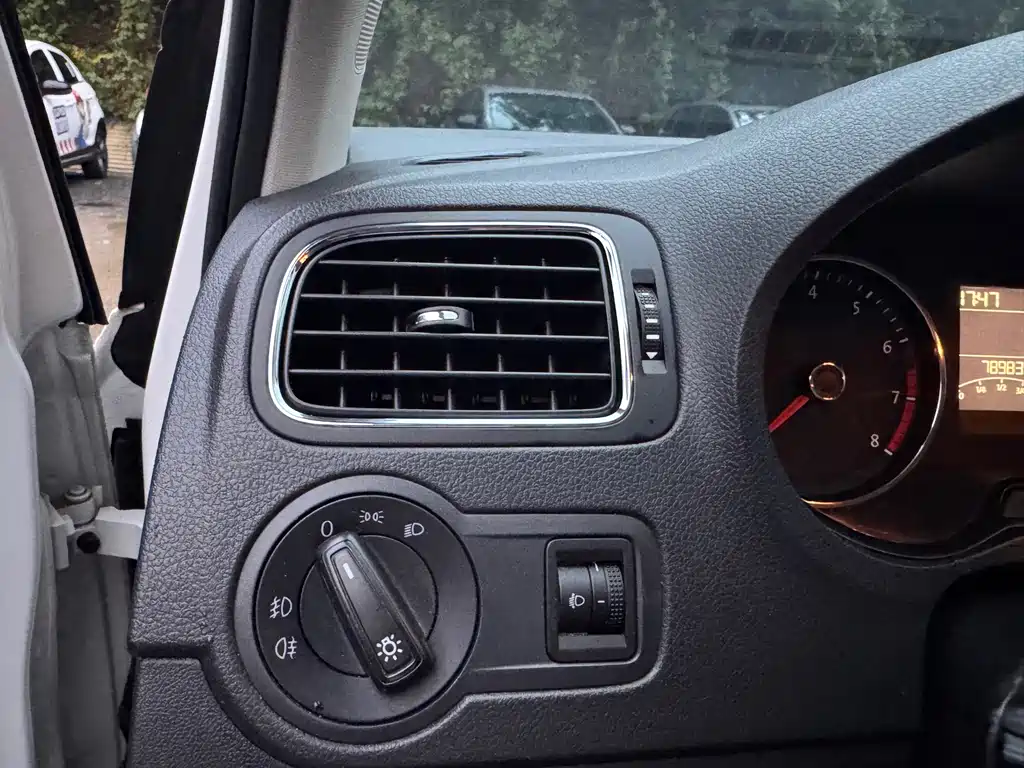 Volkswagen Polo — миниатюра 15