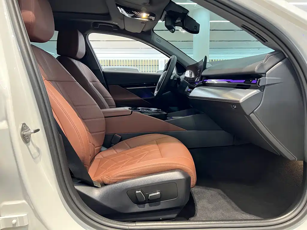 BMW 5 Series 5 2024 525Li M Sport