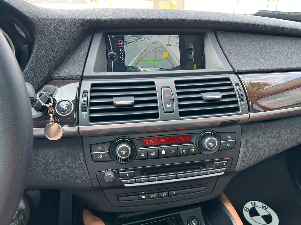 BMW X6 — миниатюра 6