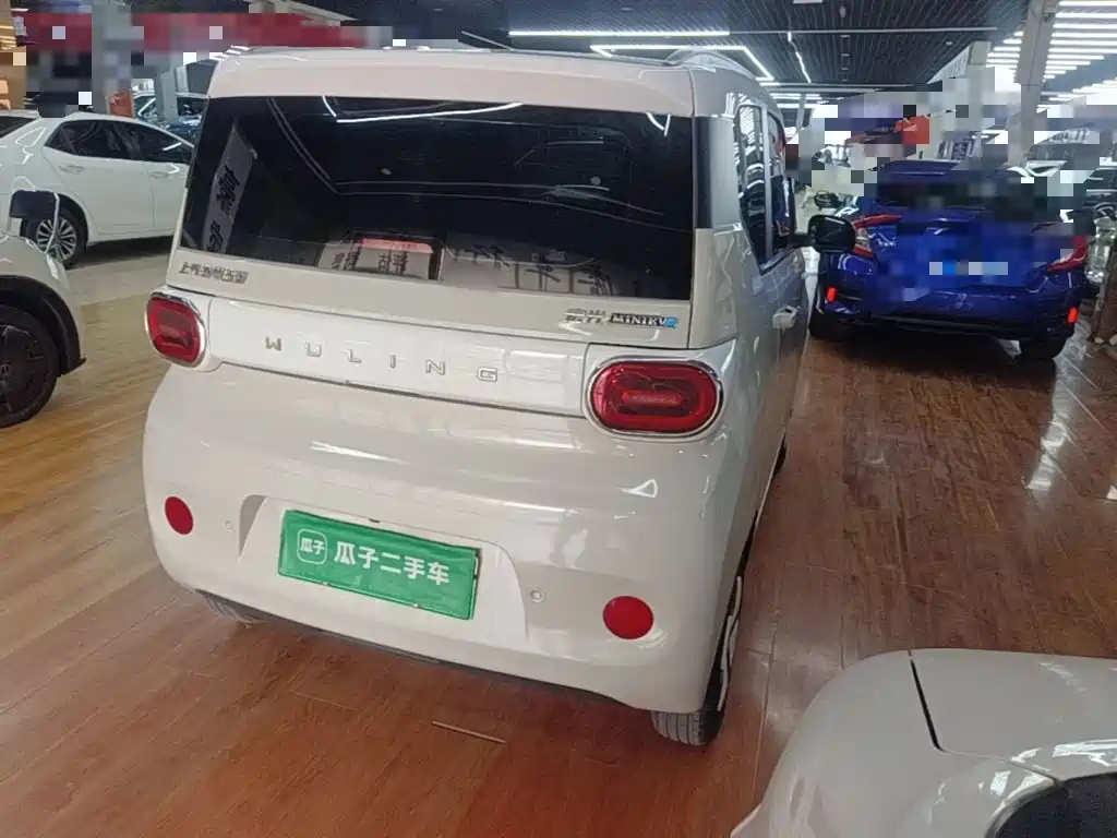 Wuling MINIEV — миниатюра 7
