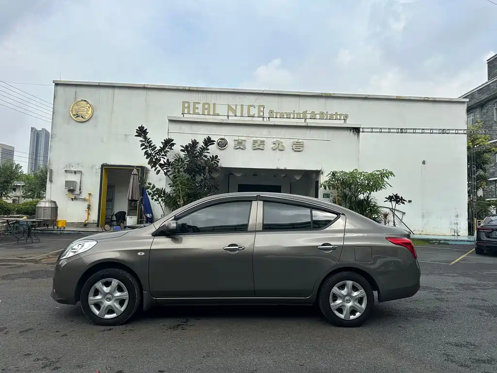 Nissan Sunny 2011 1.5XE CVT Comfort