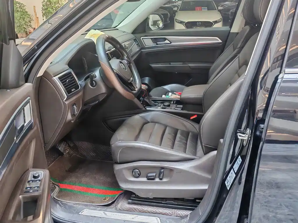 Volkswagen Teramont — миниатюра 4