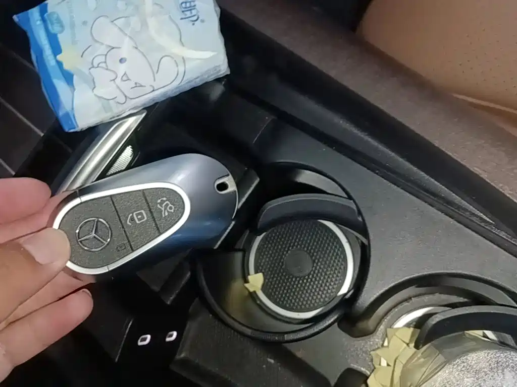 Mercedes-Benz E-Class New Energy — миниатюра 9