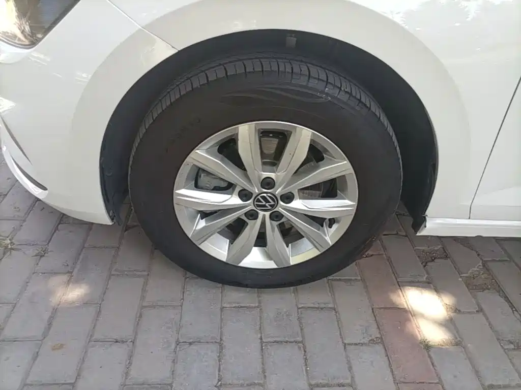Volkswagen Polo — миниатюра 23